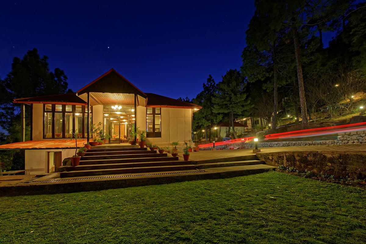 Hotel Arcadian Blue Pines Murree Exterior foto